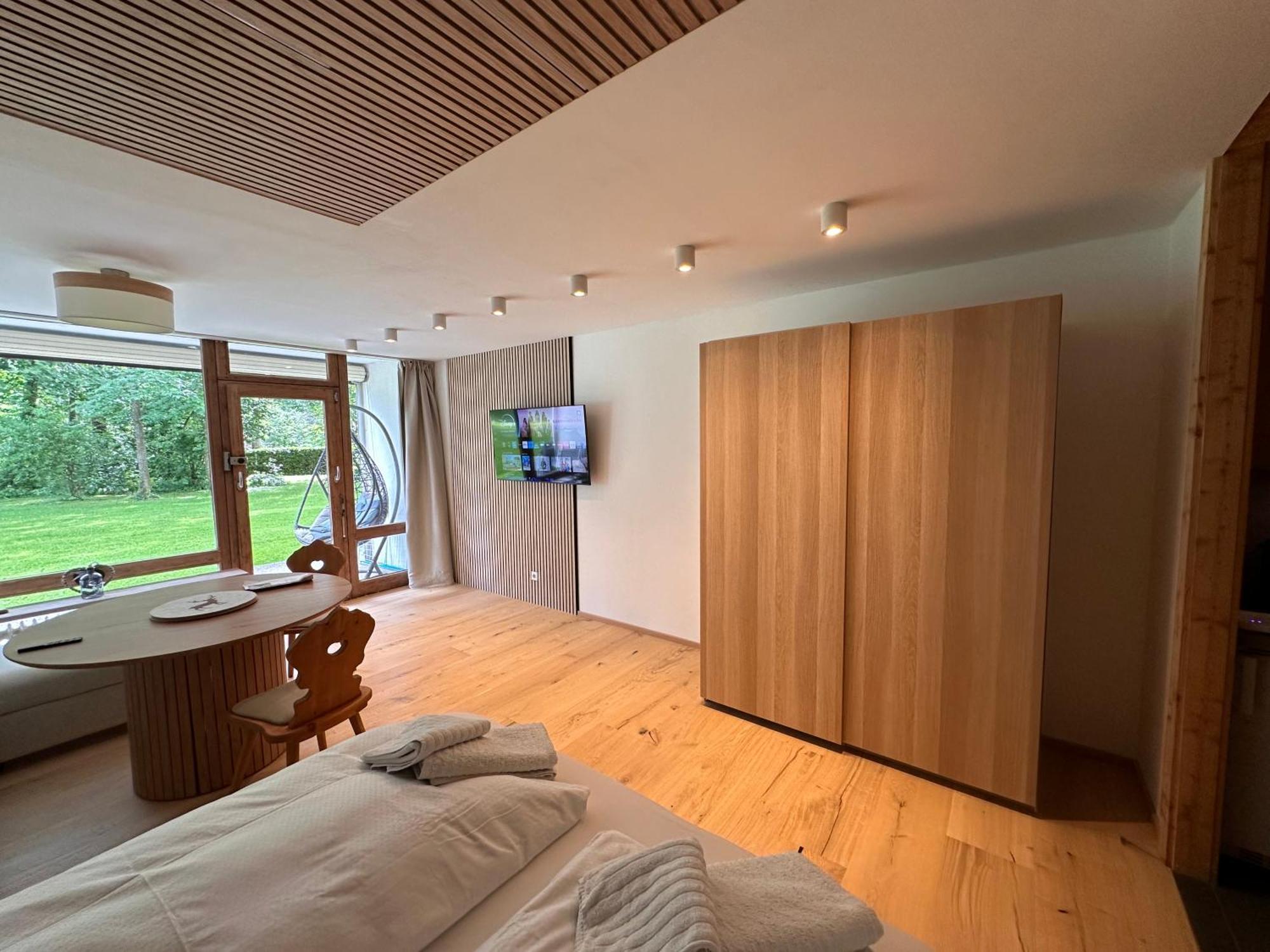 Studio Mit Indoor Pool Und Garten Sankt Martin bei Lofer Exterior photo